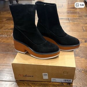 Matisse Black and Brown Heeled Boots size 8